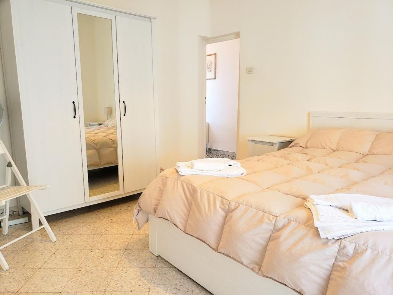 Suite Rotari - Affitti Brevi Italia Monte SantʼAngelo Exterior foto